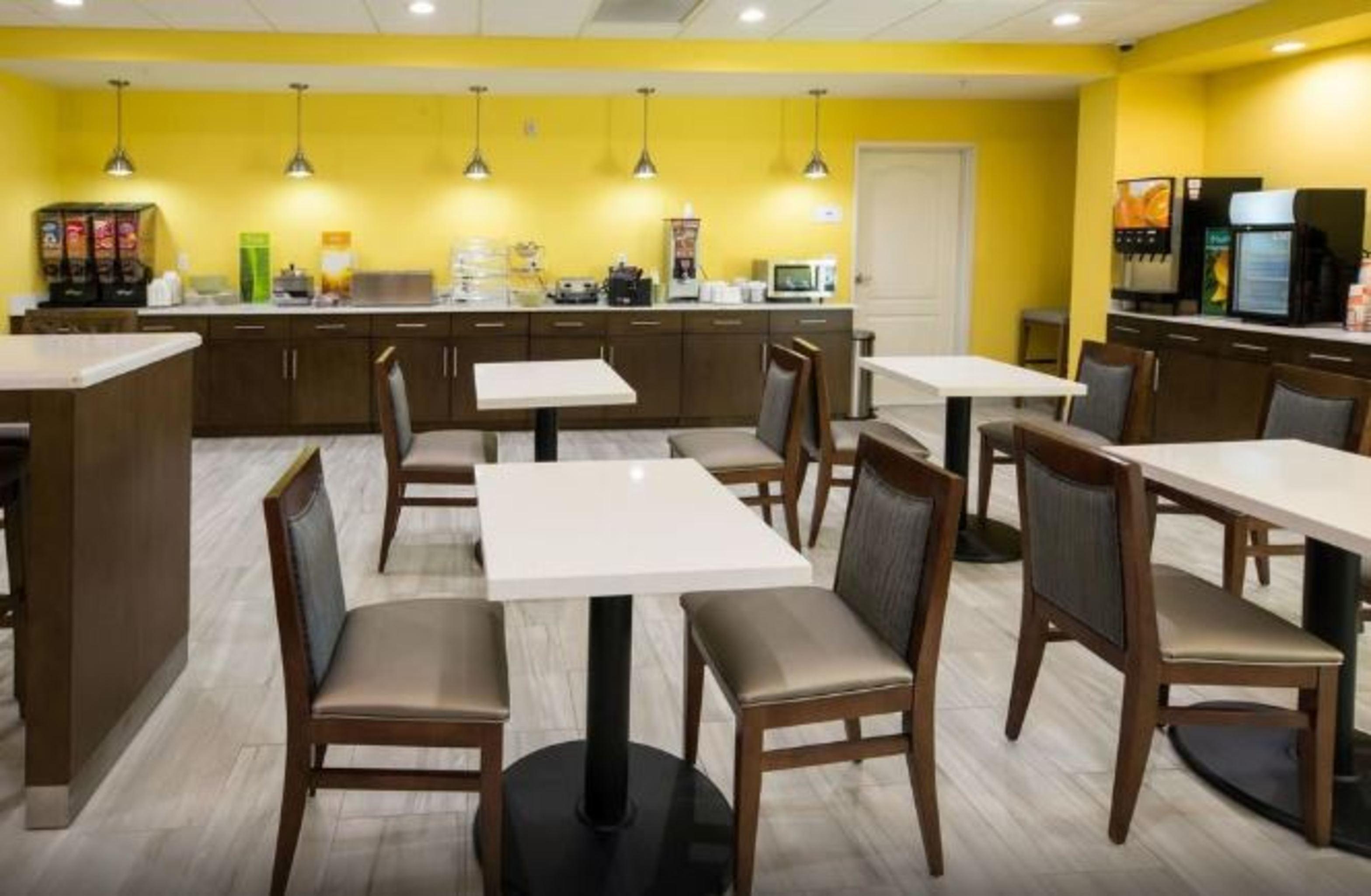 Quality Inn & Suites Carlsbad Caverns Area Екстер'єр фото