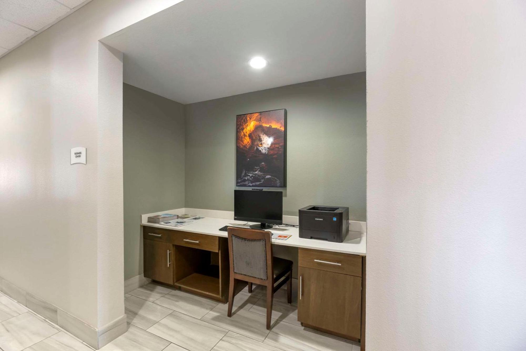 Quality Inn & Suites Carlsbad Caverns Area Екстер'єр фото