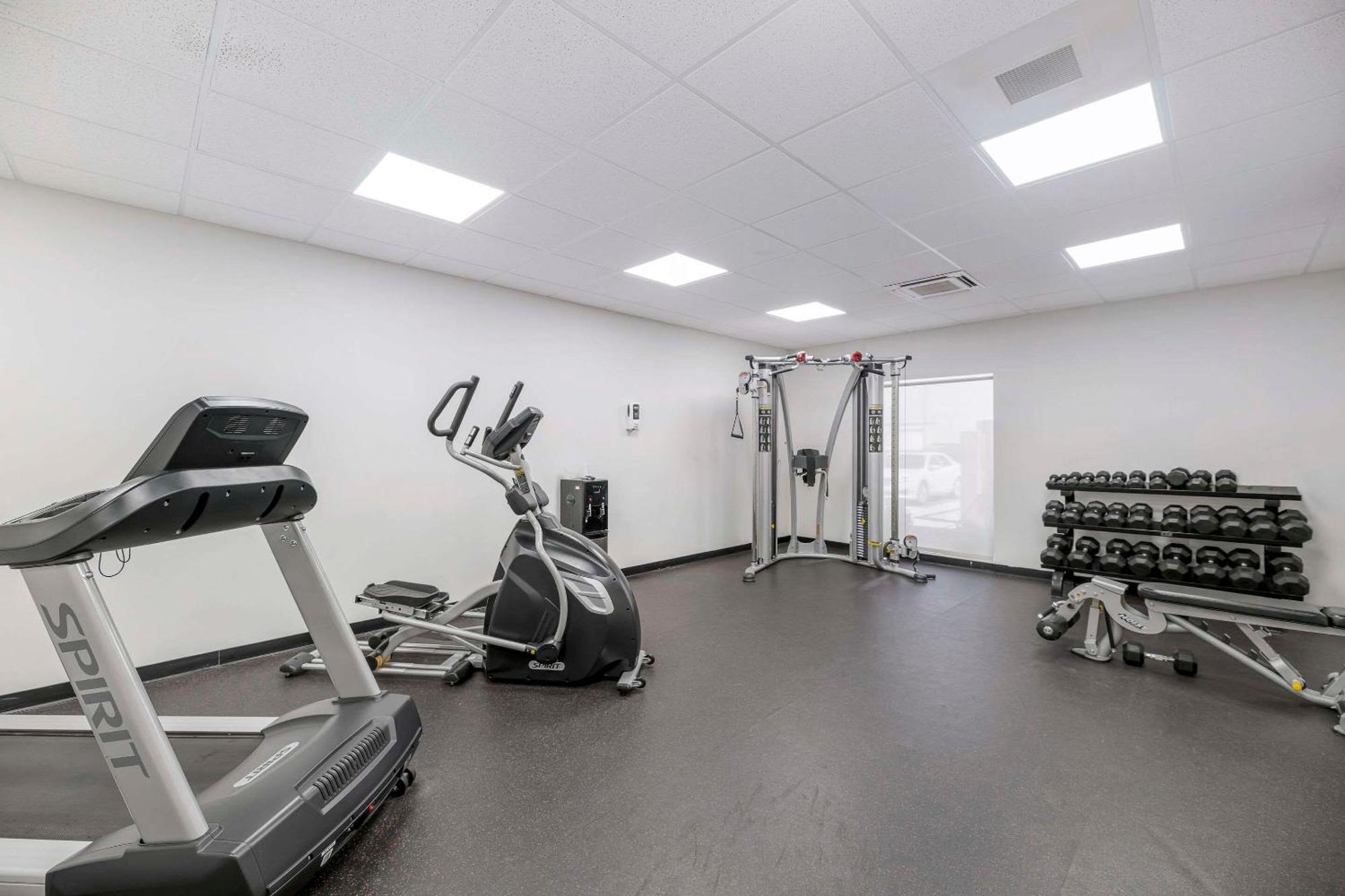 Quality Inn & Suites Carlsbad Caverns Area Екстер'єр фото