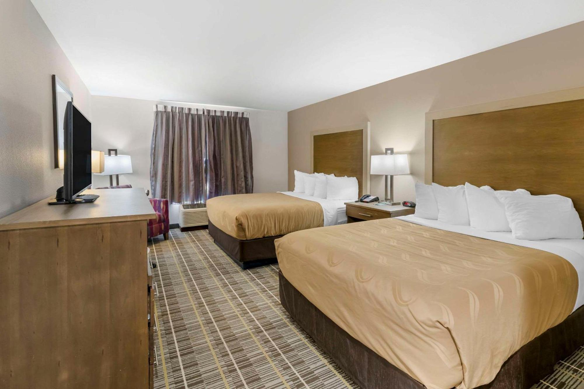 Quality Inn & Suites Carlsbad Caverns Area Екстер'єр фото